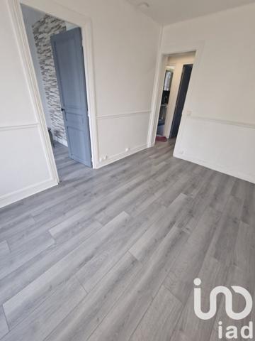 Appartement 2 pièces de 47 m² à Corbeil-Essonnes (91100)