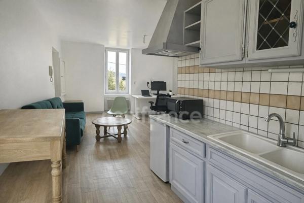 Mouchard - A vendre, Appartement loué, emplacement stratégique, rentabilité assurée