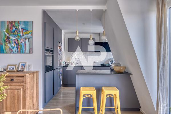 Appartement Rueil Malmaison 4 pièce(s) 85.2 m2 €685 000 ** - Référence 19419