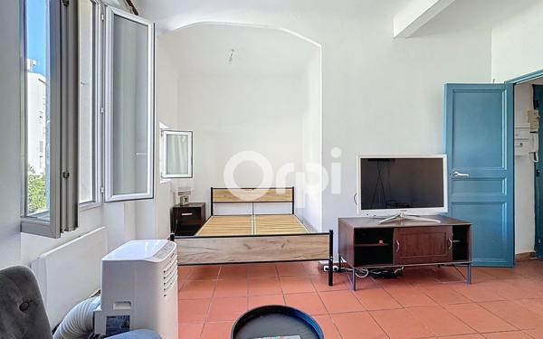 Appartement à vendre    1 pièce •  Toulon