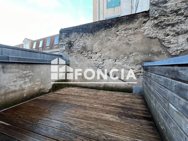 Location Appartement 4 pièces 82.1 m² - 87 rue des Granges Besancon 25000