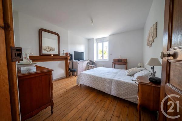 Maison à vendre  4 pièces - 121,90 m 2   PIROU  - 50