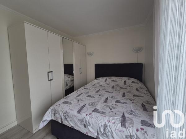 Appartement 3 pièces de 71 m² à Évry (91000)