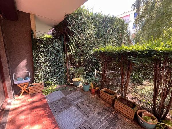 Appartement avec terrasse - Saint Cloud 3 pièce(s) 80.93 m2