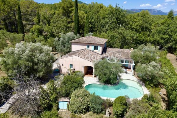 Maison à vendre 6 pièces de 187 m² à Fayence