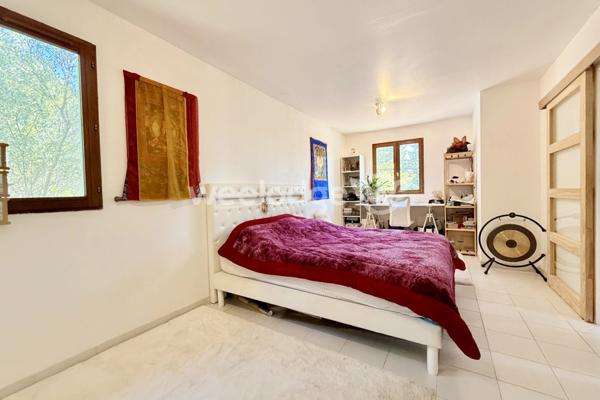 Maison à vendre 6 pièces de 187 m² à Fayence