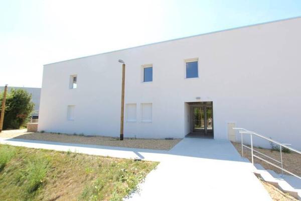 Appartement 3 pièces                                        - 44400 Rezé Réf : 11966