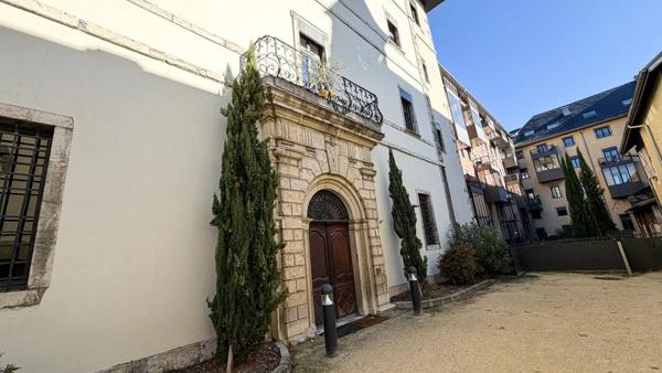 DUPLEX T4 137 M2 CHAMBERY