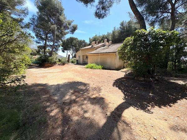 A vendre - Maison de plain pied T4 à Vitrolles, quartier résidentiel proche des commodités