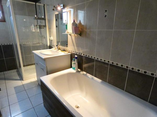 Maison à louer à Asfeld dans les Ardennes (08190), ref : 021/2023