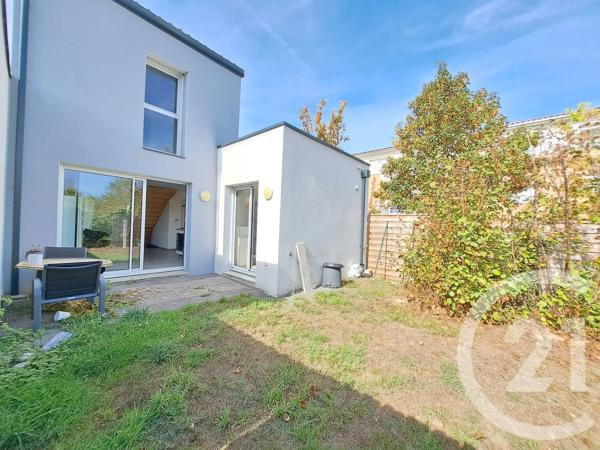 Maison à vendre  4 pièces - 73,90 m 2   REZE  - 44