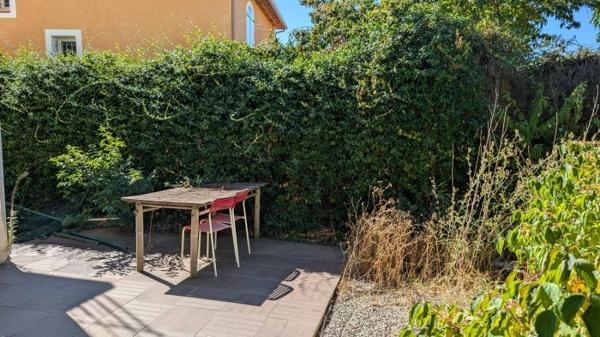 Immeuble (bureaux + appartement)