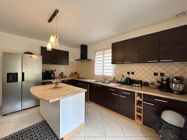 À seulement 10 minutes de Chartres .Agglomération chartraine Maison de 156 m2