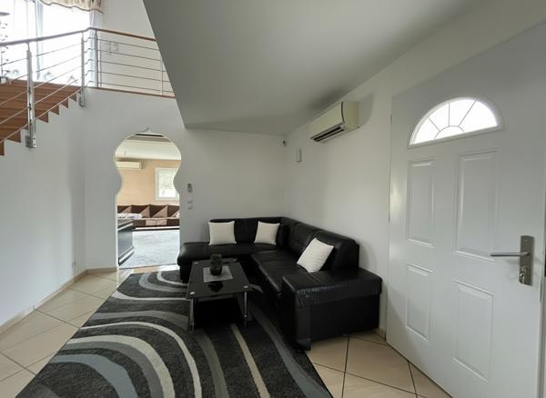 À seulement 10 minutes de Chartres .Agglomération chartraine Maison de 156 m2