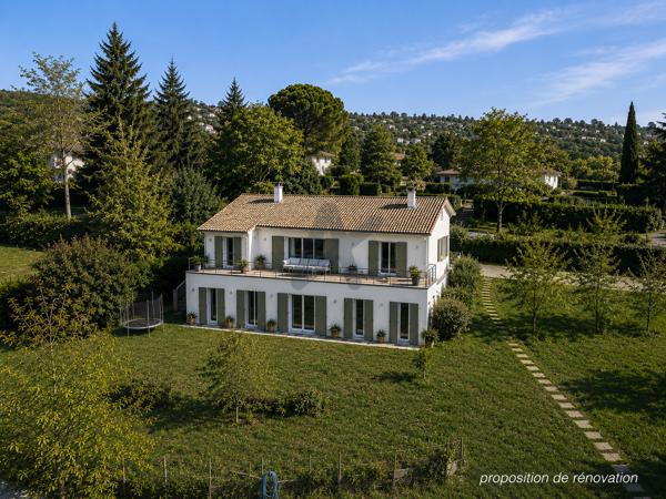 Limonest . Maison 6 chambres au calme avec vue .