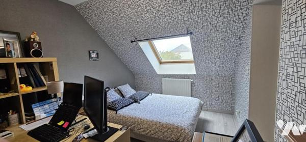 Maison proche bourg avec chambre en plain-pied et trois à l'étage