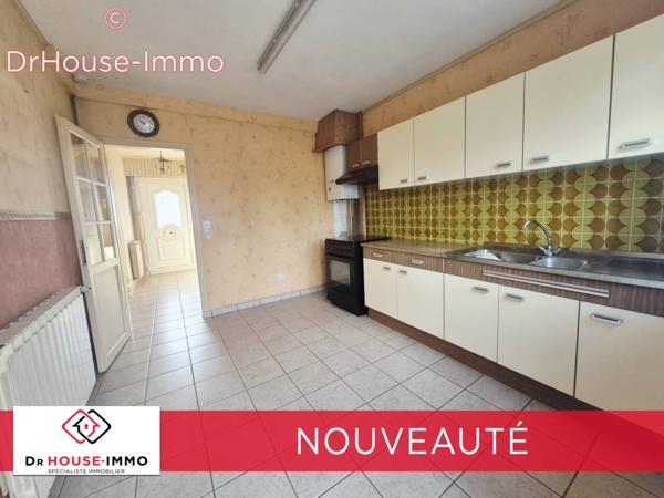 Maison à vendre 4 pièces de 622 m²