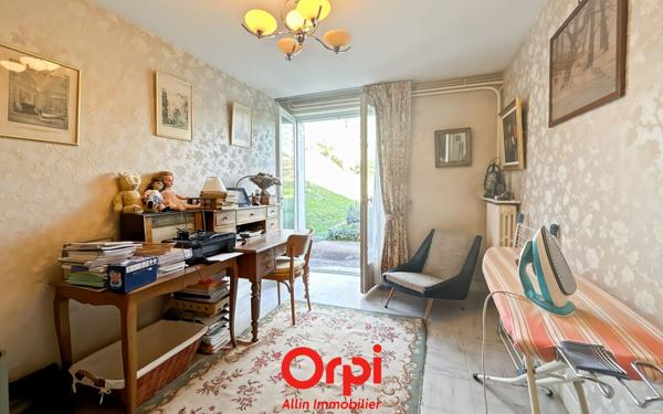 Maison à vendre    7 pièces • 233 m2 Montluçon