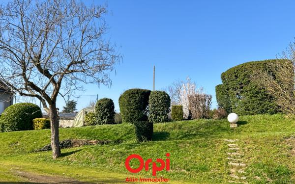 Maison à vendre    7 pièces • 233 m2 Montluçon