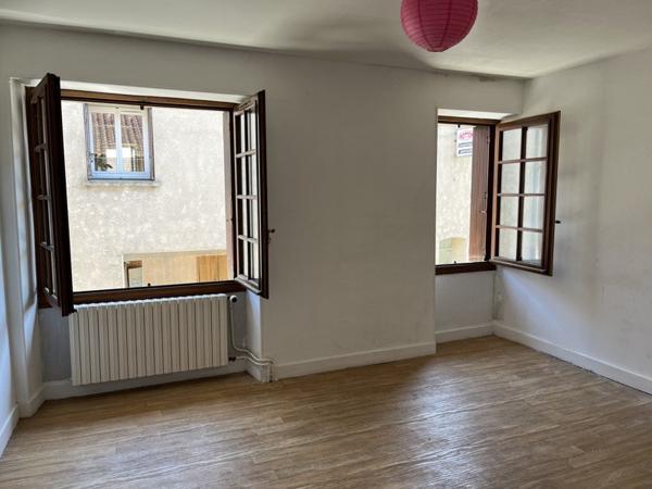 Maison à louer |  Mussidan |  6 pièces | 148 m²