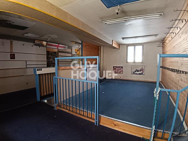 Maison avec local commercial à vendre à Narbonne - Réf. V1488CB