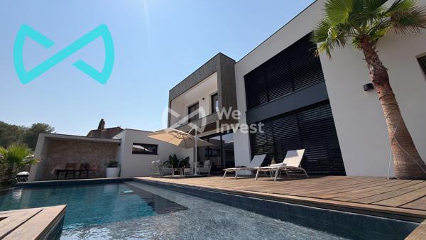 PRADES-LE-LEZ – Villa contemporaine de près de 180 m², architecture affirmée et piscine à débordement