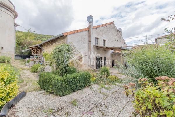 Maison - 170 m² - 6 pièces - garage et jardin