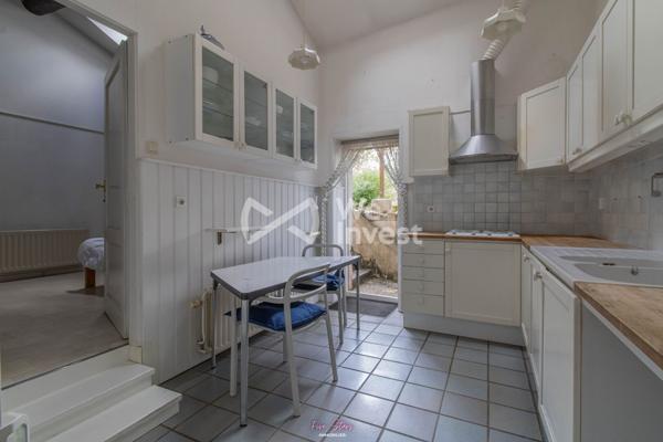Maison - 170 m² - 6 pièces - garage et jardin