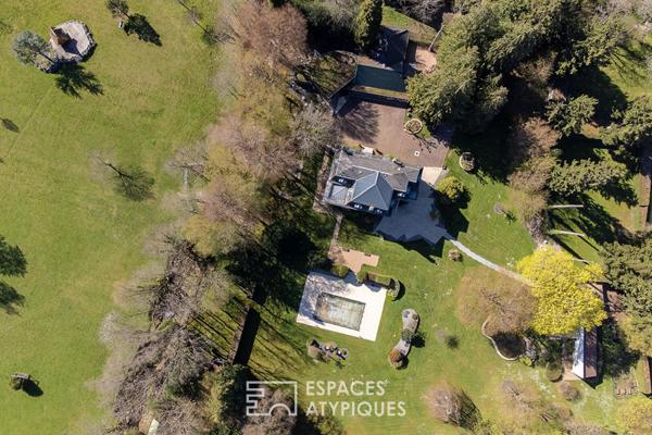 Maison de maître rénovée dans parc clos avec accès rivière