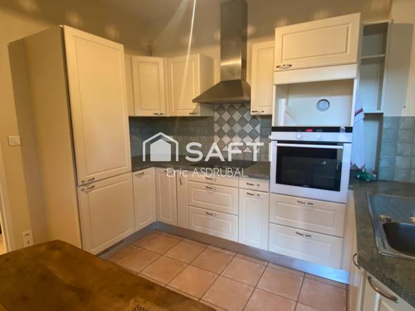 Appartement centre ville T3 avec ascenseur -24200 Sarlat