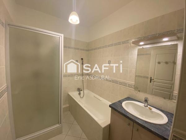 Appartement centre ville T3 avec ascenseur -24200 Sarlat