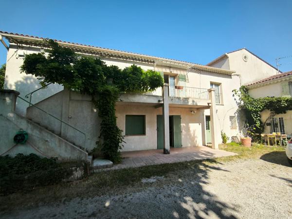 Mas avec 4 logements + annexes