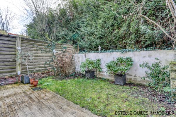 Versailles (78000) VERSAILLES CHANTIERS limite PORCHEFONTAINE Maison 126 m2 plus un grand sous-sol aménagé et 1 parking