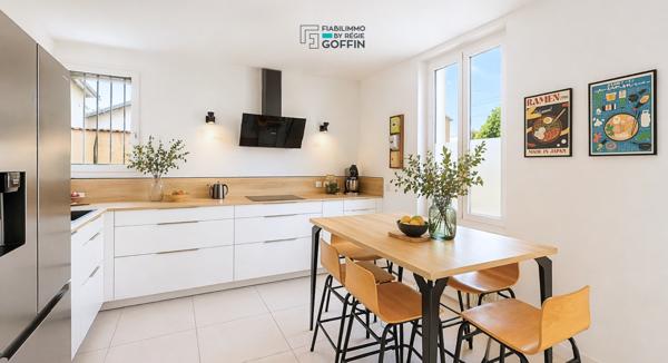 MAISON D’EXCEPTION – VILLEURBANNE CENTRE – CHARME DE L’ANCIEN – 165 M²
