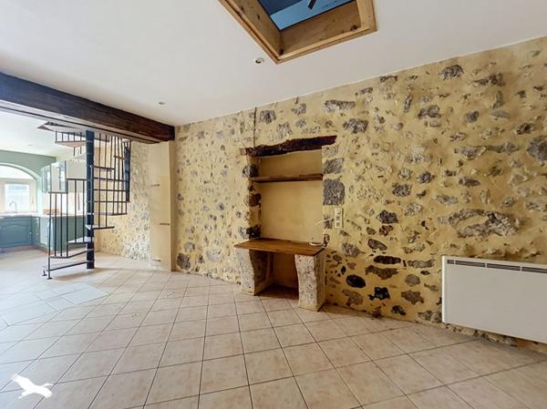 Maison à vendre 58 000 € Lavardac 3 p 52 m² DPE D