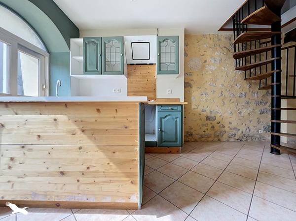 Maison à vendre 58 000 € Lavardac 3 p 52 m² DPE D