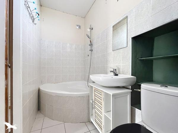 Maison à vendre 58 000 € Lavardac 3 p 52 m² DPE D