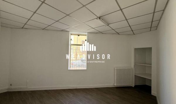 À LOUER : LOCAL COMMERCIAL OU BUREAUX D'ENVIRON 91 M² - QUARTIER MIROIR