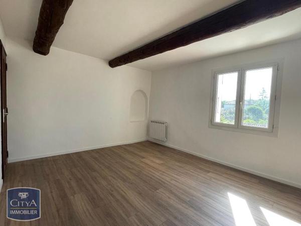 Location maison Pernes-les-Fontaines (84210) 7 pièces 182.32m²