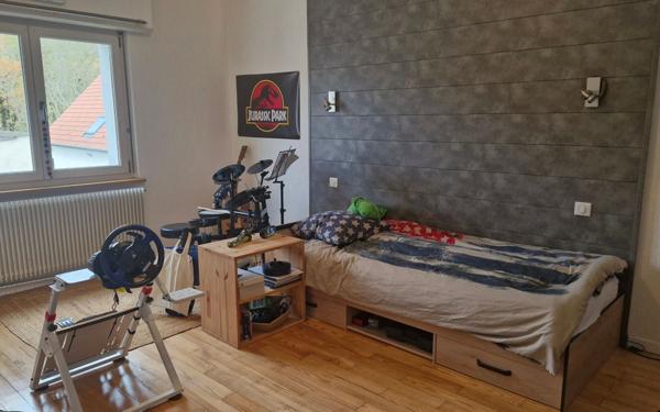 Appartement à louer    3 pièces • 97,39 m2 Wittenheim