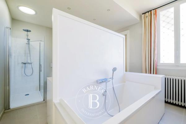 Bordeaux, Maison 4 Chambres -  290 m² à vendre