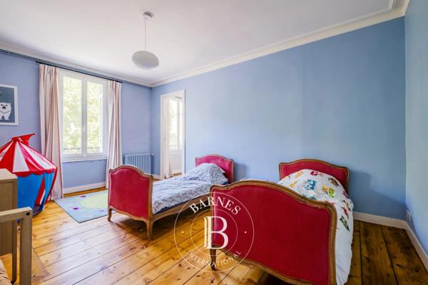 Bordeaux, Maison 4 Chambres -  290 m² à vendre