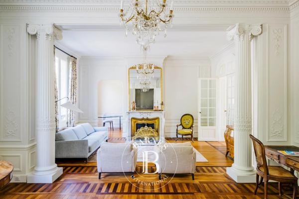 Bordeaux, Maison 4 Chambres -  290 m² à vendre