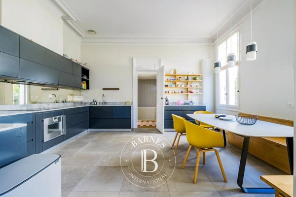 Bordeaux, Maison 4 Chambres -  290 m² à vendre