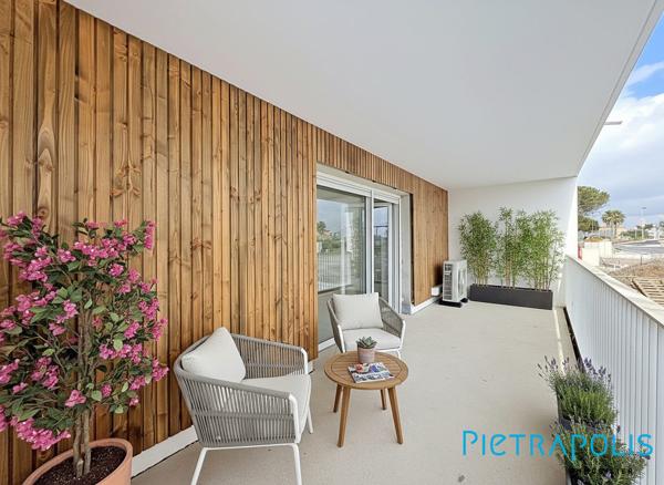 AGDE : APPARTEMENT T2 -TERRASSE 16 m² – ASCENSEUR - PARKING