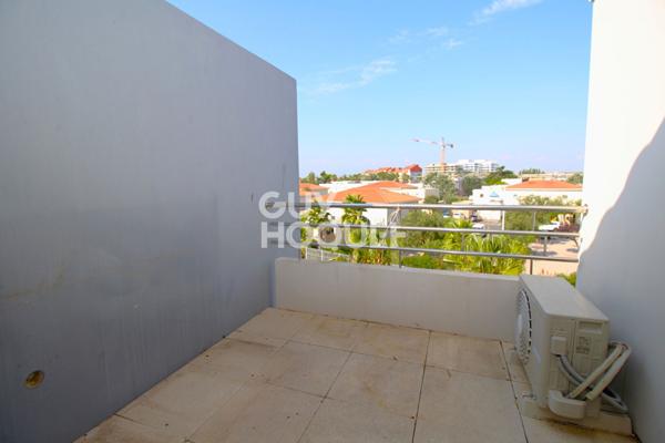 Appartement standing T4 + parking - Vue Marina