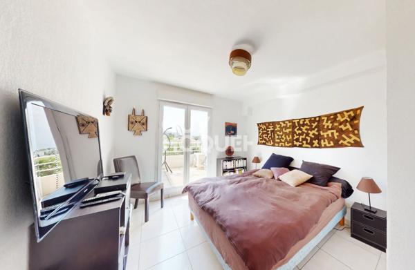 Appartement standing T4 + parking - Vue Marina