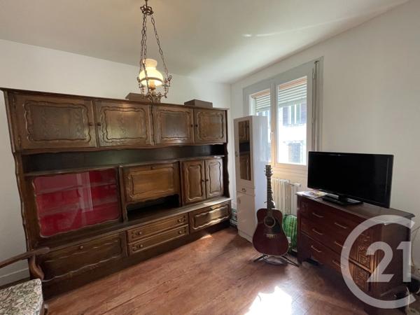 Maison à vendre  3 pièces - 64 m 2   GUISE  - 02