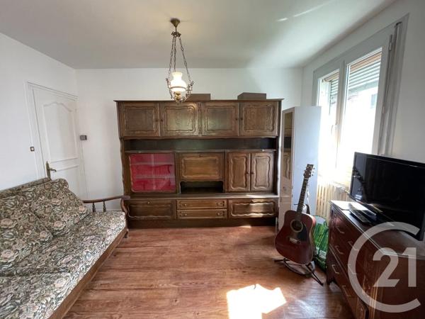 Maison à vendre  3 pièces - 64 m 2   GUISE  - 02