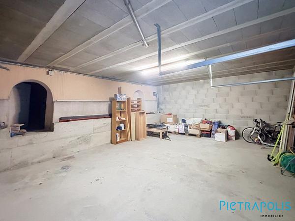 MAISON DE VILLE 100 M2 -3 à 4 CHAMBRES - TERRASSE - GARAGE - TARARE